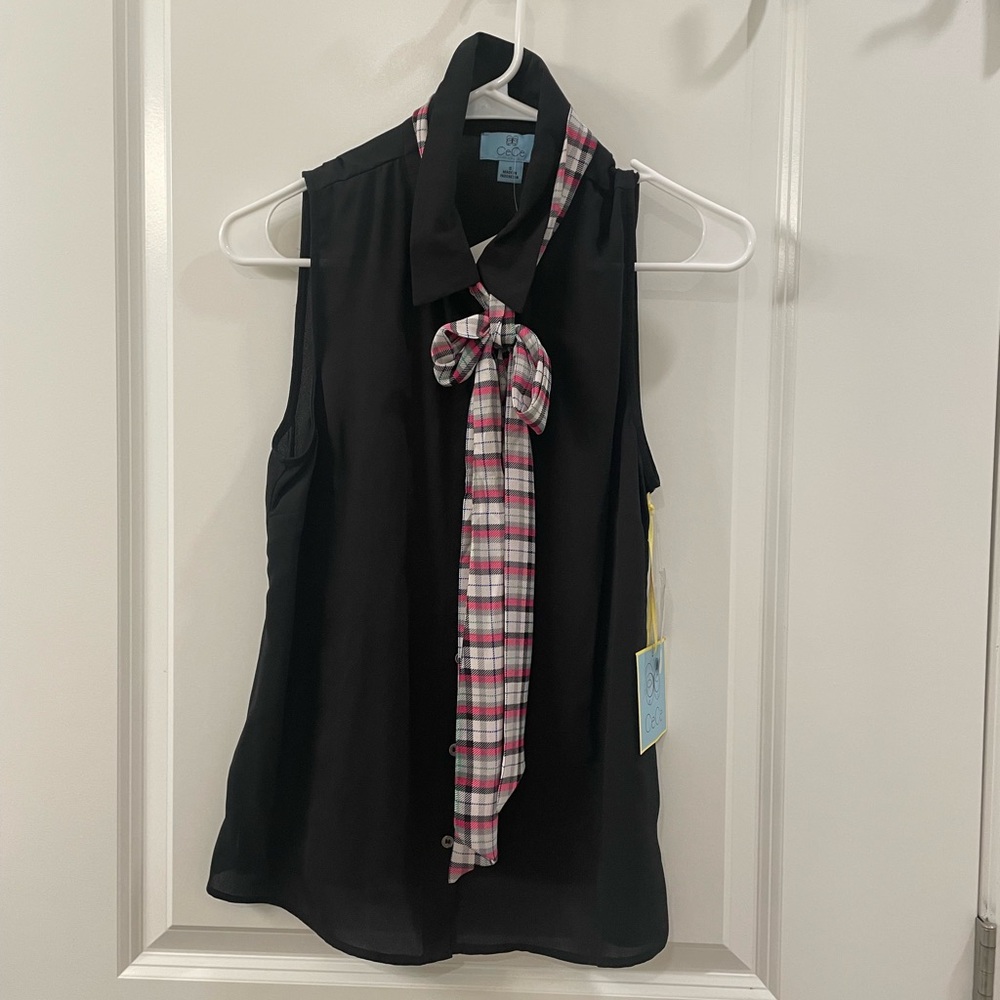 CeCe black top, plaid bow detachable tie